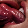 هل نقبل؟ (tjhpp68y28)