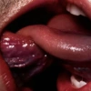 هل نقبل؟ (g6nknx36tj)