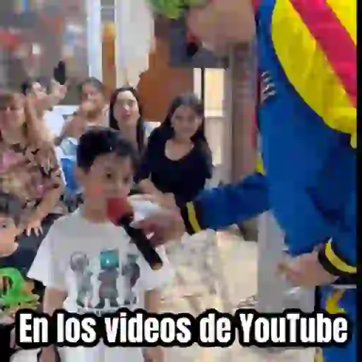 P En los videos de YouTube (384gmq2ckr)