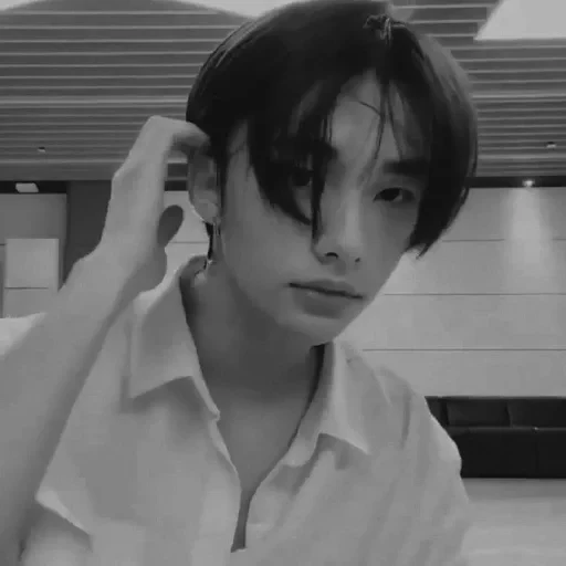 HYUNJIN DARK.01 @sheidoynie :: (w892qfpxvr)