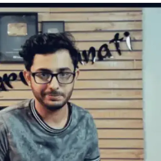 Carryminati  (yd7n5mxshr)