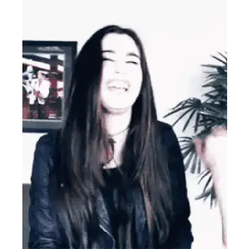 Lauren Jauregui (Gifs) 1 (tc6vh7krs2)
