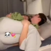 Cuddle  (9g6ynp5rbk)