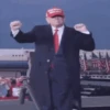 Donald Trump (mz495yq2h8)