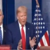 Donald Trump (q8vkpr4dt9)