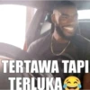 ضحك مؤلم في السيارة