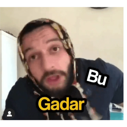 رجل تركي مرتبك (b5yxts6zfn)
