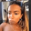 شفاه متجهمة