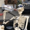 هيكل عظمي 💀 (njw47cbdks)