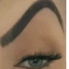حاجب مرفوع