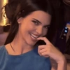 غمزة مرحة